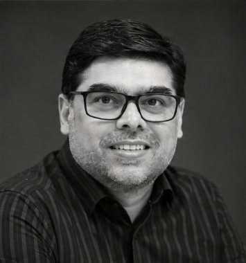 Dr. Shiraz Naha